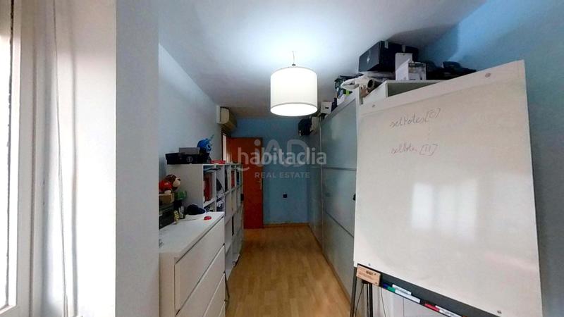 Foto 0c6c4f76-d4a7-44f6-82df-1271fc3e8032. Etagenwohnung mit heizung in La Marina del Port Barcelona