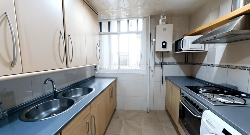 Foto 7bf64153-b39b-4c82-a3e2-d60854b3255b. Etagenwohnung mit heizung in La Marina del Port Barcelona