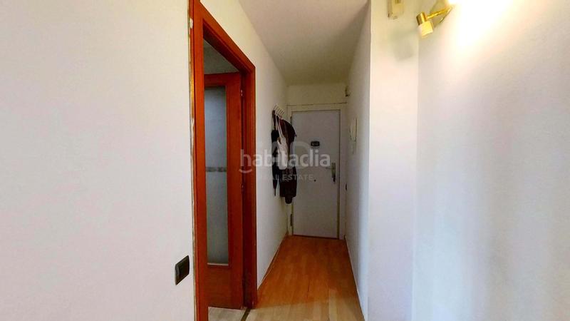 Foto 9118fea9-f46e-45ec-aa14-575aa567f3bd. Etagenwohnung mit heizung in La Marina del Port Barcelona