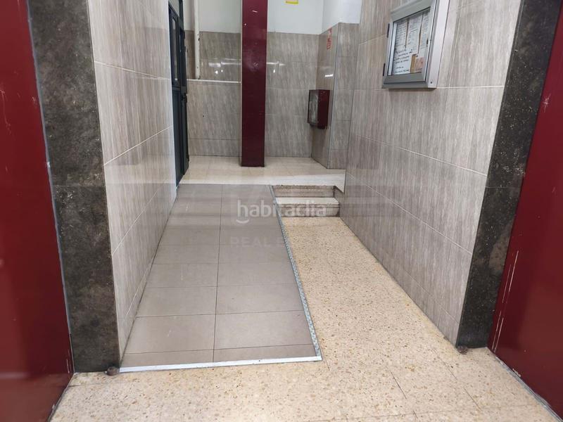 Foto ca26d8b6-4ec9-4cc1-9a5e-78fe3fbb0c4b. Etagenwohnung mit heizung in La Marina del Port Barcelona