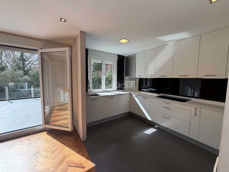 Foto 0e2626db-3448-4e57-99a7-fca74f41192e. Casa amb calefacció aparcament piscina a Sariegos