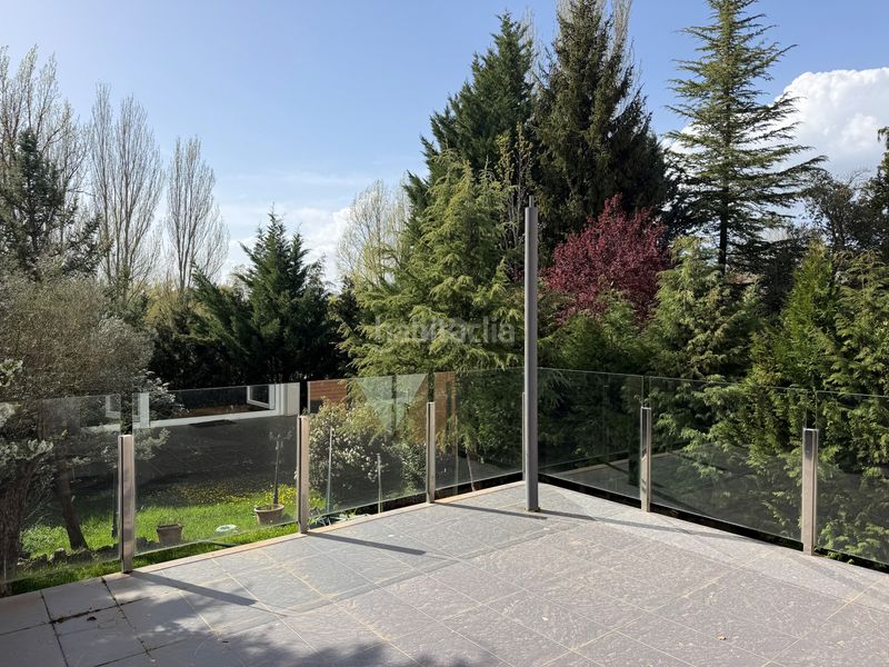 Foto b24fa2c8-40a1-4ff5-b792-889f3d1ddd25. Casa amb calefacció aparcament piscina a Sariegos