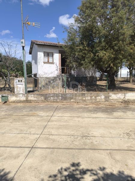 Foto 0e99d12f-505e-476f-a36e-c926e659fa79. Edifici a Pajares de los Oteros