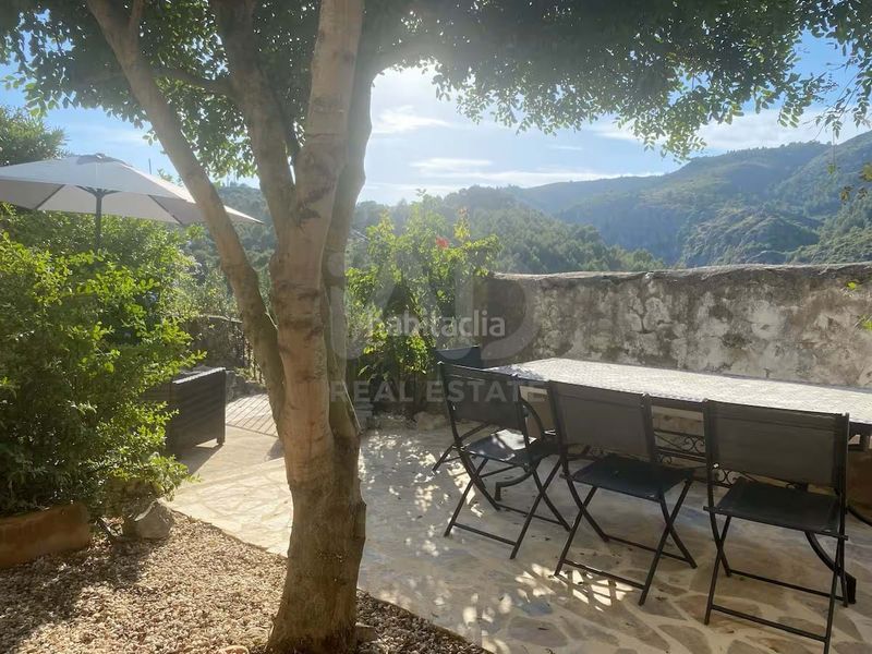 Foto 8744a818-5bd4-4484-a61b-da6d84031db2. Edificio in Vall de Gallinera (La)