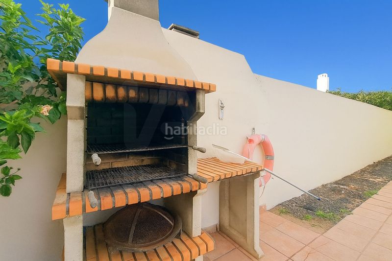 Foto d6d15f5a-cabc-4a07-aab5-43c90623cb24. Casa amb piscina a Playa Blanca Yaiza