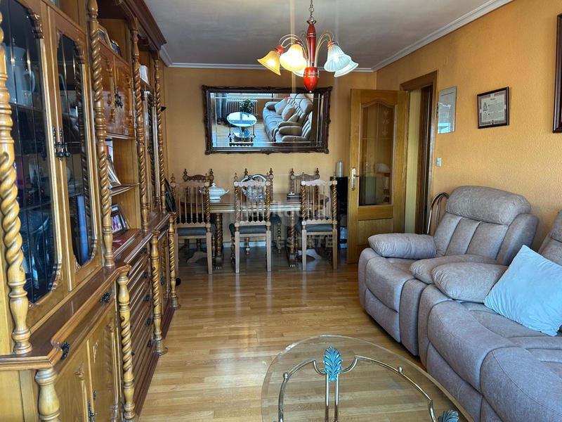 Foto bd1a1112-8d78-4c94-b8d8-179bbcfa1259. Piso en San Claudio - La Chantría León