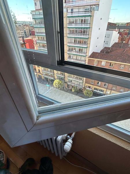 Foto cb92caa5-4b2d-4ea1-9bd2-0cfe96612ca7. Piso en San Claudio - La Chantría León