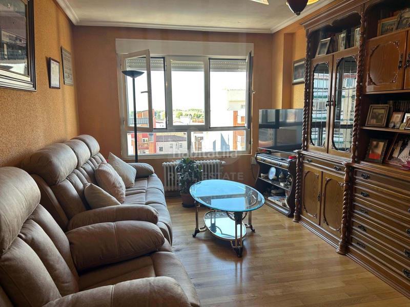 Foto fea87fb6-10b3-4fa5-8f19-48c5b6e0688b. Piso en San Claudio - La Chantría León