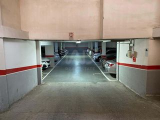 Parking voiture à Centre