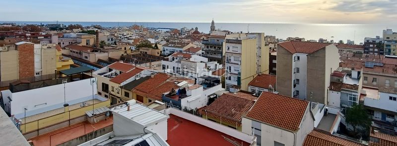 Foto 6a7ba2e8-fc4f-45b4-9cd6-a7acfd1c2d49. Piso en Centre-Nucli Antic Premià de Mar