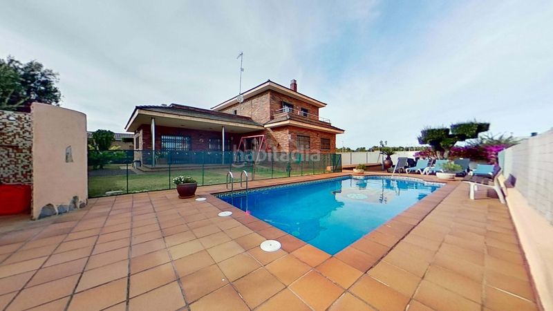 Foto d9844be1-fd12-4c6d-922b-281635ac7702. Casa amb calefacció aparcament piscina a Coma-ruga platja Coma-ruga
