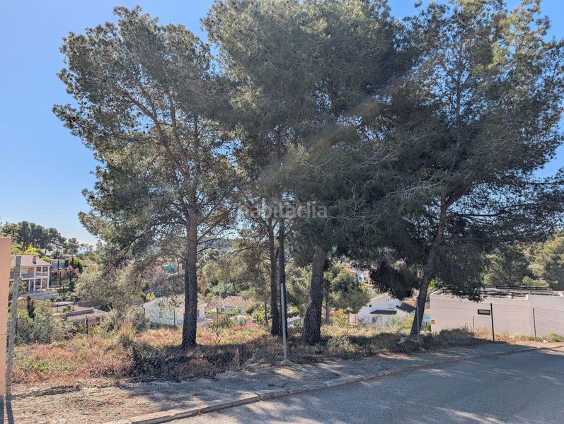 Foto dc1d9593-d430-4cf8-bf28-af443bde3b8b. Terreny residencial a costa Cunit - els jardins - els rosers Cunit