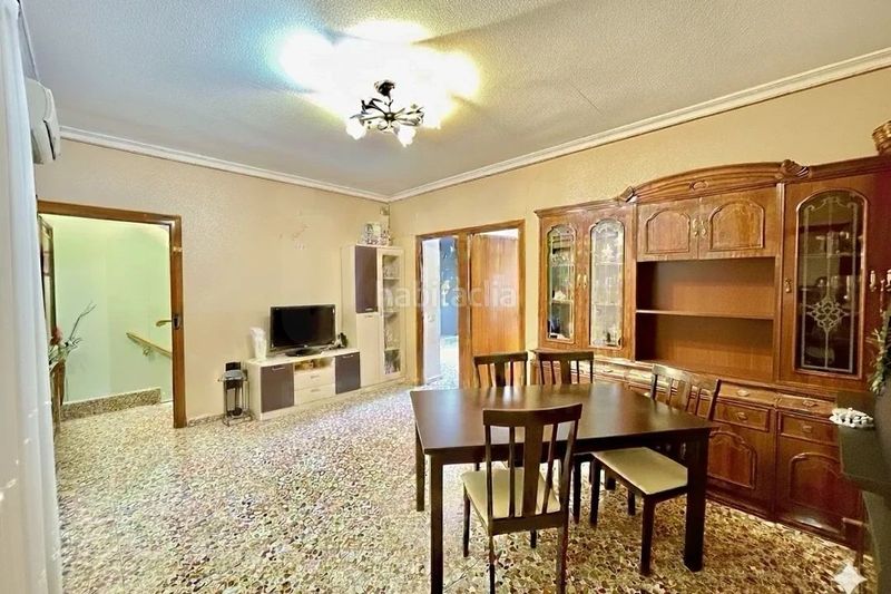 Foto f53e4928-7f5d-4b43-a60a-6a308789dd27. Casa en Abarán