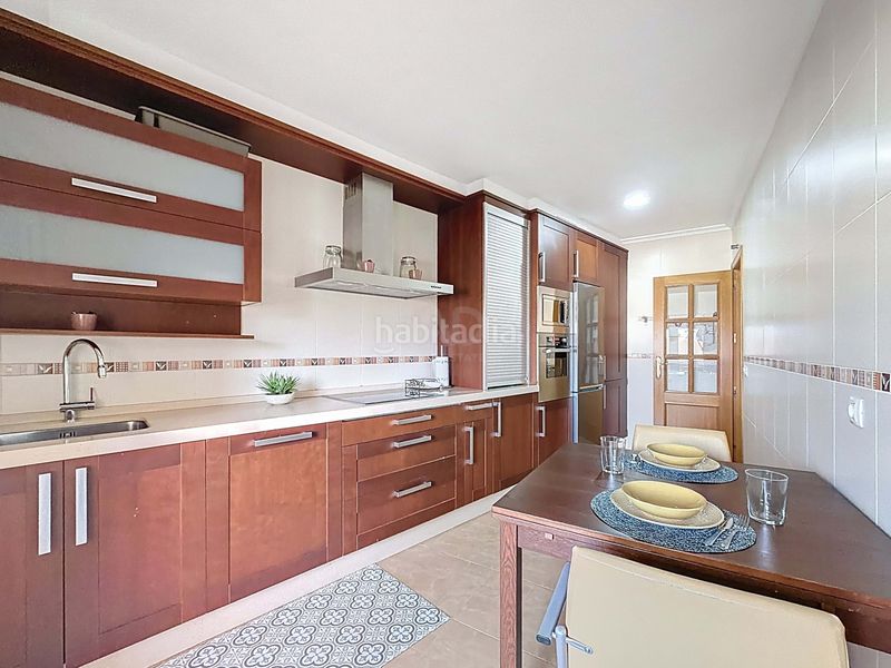 Foto c274f9c1-8e49-4857-95f1-7bfc72c0eb6d. Dúplex a rúa espadeiro 1 a Ribadumia