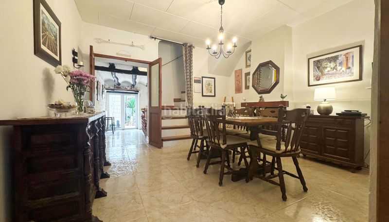 Foto 09751e3c-dd91-4735-9bd3-73611fa3c0c7. Edificio in Pego