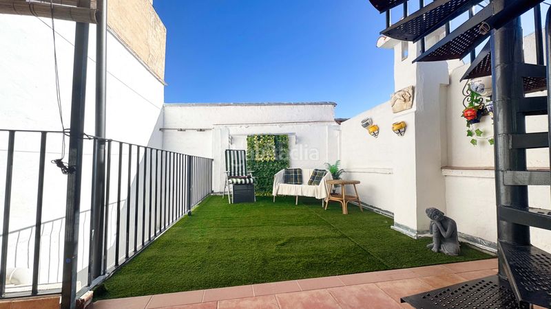 Foto 10f3a500-aceb-4cd4-aabb-b16a5cc2d80e. Edificio in Pego