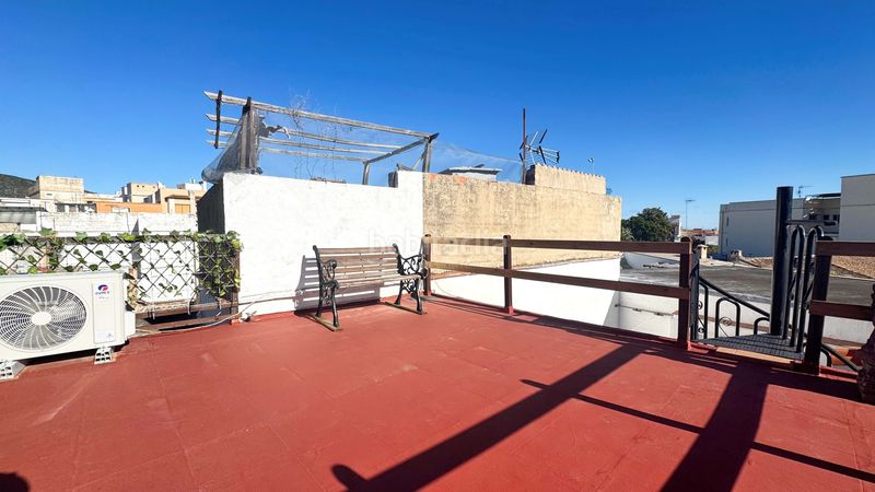 Foto 28a3eac3-a37c-4ce1-8985-5e520f5536cf. Edificio in Pego