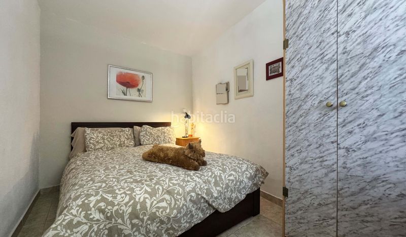 Foto 53a8d261-6c48-4bf2-8fbc-04a996244747. Edificio in Pego