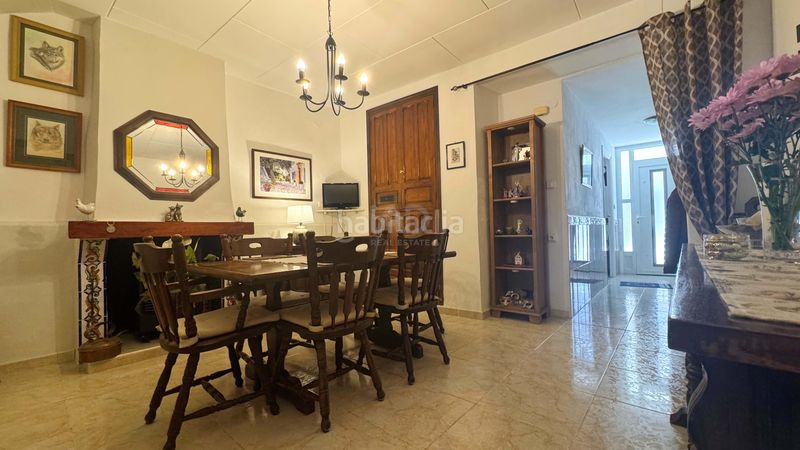 Foto 93e4f243-cfc8-43f3-9208-506539b6d51c. Edificio in Pego