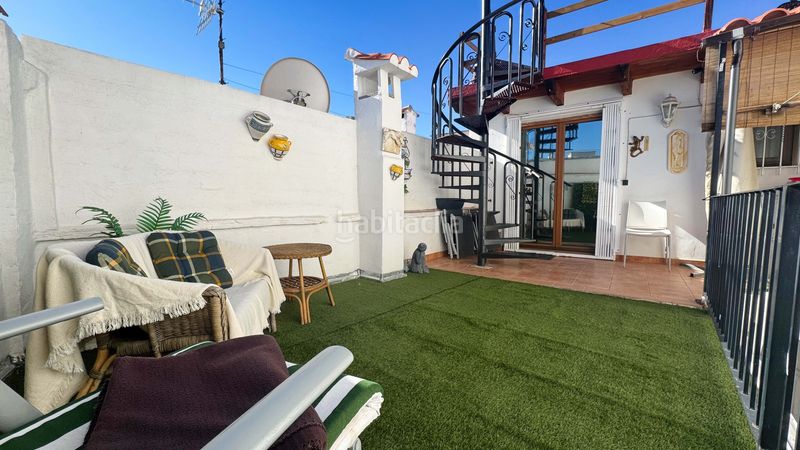 Foto 96ffc86f-914f-4cd6-97c5-b7b898f108df. Edificio in Pego