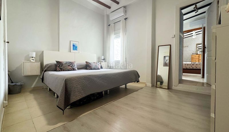 Foto b8fb1cdd-ab93-4b8f-9f1f-afb646ce8291. Edificio in Pego