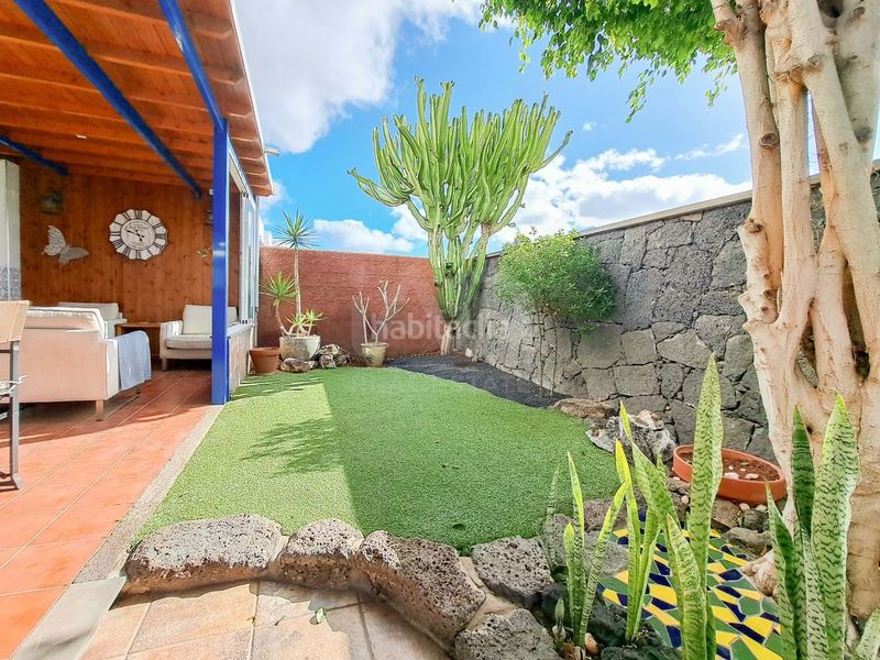 Foto 0ead1e17-bd3b-4a4e-a423-fda545e3e375. Casa a Playa Blanca Yaiza