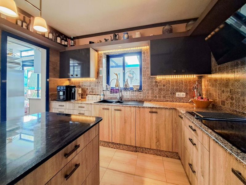 Foto fc48b95b-50fb-46cb-82d7-53d54ec4b98f. Casa a Playa Blanca Yaiza