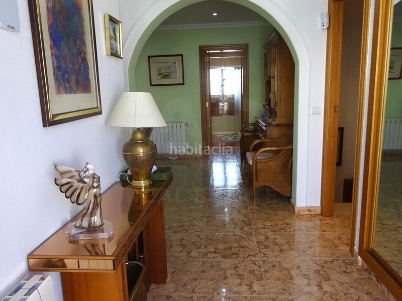Foto 30a2881e-85c7-4eb5-a59b-46a48829f88f. Casa amb calefacció aparcament a Centro Urbano Dénia