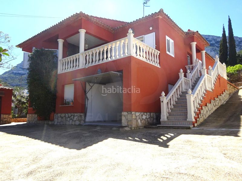 Foto 4c2de278-54fc-452b-b9ef-15c667c63889. Casa amb calefacció aparcament a Centro Urbano Dénia
