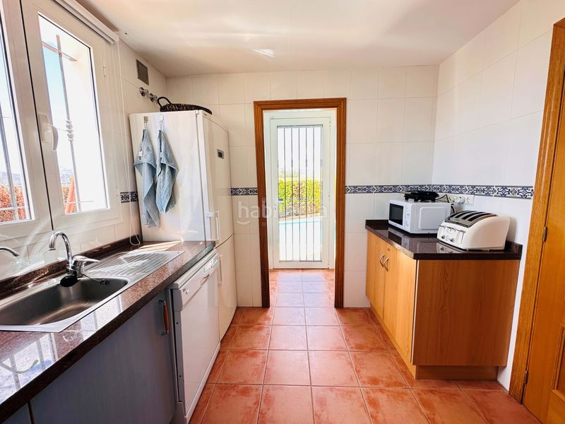 Foto 89c9b1a1-3969-4d44-b9eb-45497ba59163. Xalet a carrer del ressol 11 a Bonalba-Cotoveta Mutxamel