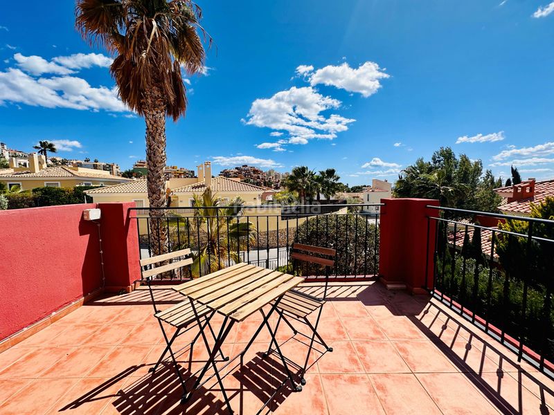 Foto b5ff5780-3e91-4c69-85c9-eae5b7c13840. Xalet a carrer del ressol 11 a Bonalba-Cotoveta Mutxamel