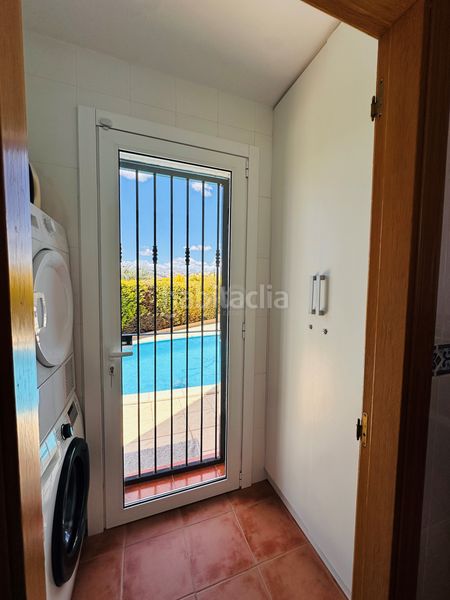 Foto bbcc41a7-ad8c-404b-afaa-4d4960bfd3b6. Xalet a carrer del ressol 11 a Bonalba-Cotoveta Mutxamel