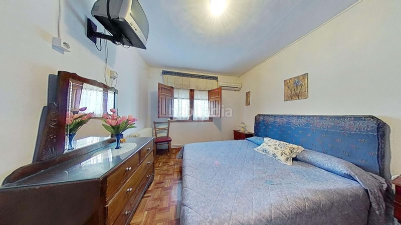 Foto 1170659f-b803-43ff-b9b7-eb42f6480044. Edificio en Ruidera