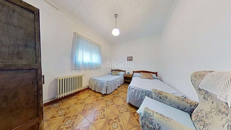 Foto 2c569752-4303-4d25-bb28-2b8359783157. Edificio en Ruidera