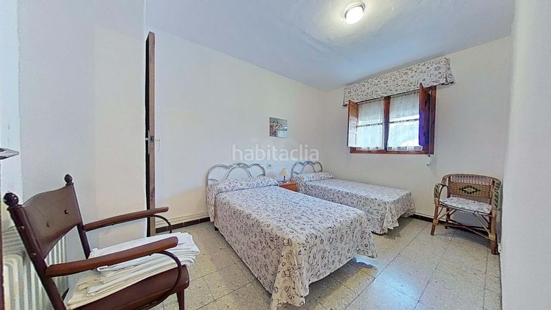 Foto d7f686c2-cdcd-486f-a281-b0aa76b98f74. Edificio en Ruidera