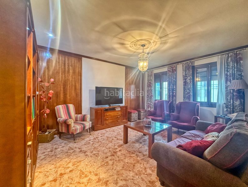 Foto c3fb4a7e-d123-40a5-b775-76863f9ebb4d. Casa a calle de salvador allende 17 a Almagro