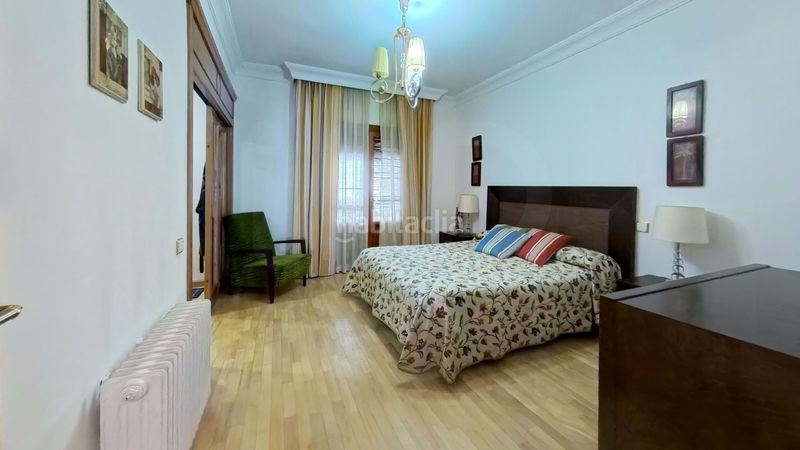 Foto c48db08d-a6af-4e1d-8144-f984fe4f7d74. Casa a calle de salvador allende 17 a Almagro