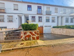 House in Calle de salvador allende 17