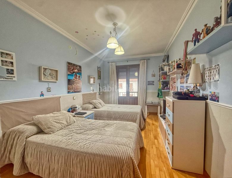 Foto de5fab24-0846-40e9-874b-740e9929ccf3. Casa amb aparcament a Almagro