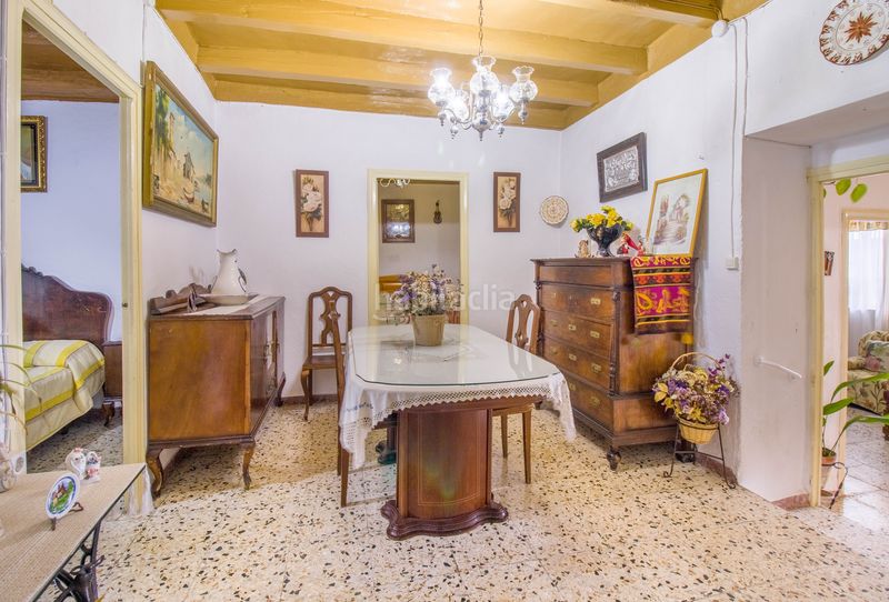 Foto 17e9467d-98e9-48e1-9faa-20458ae80260. Edificio in calle martínez chaparro 6 in Galaroza