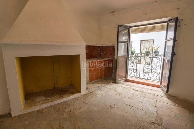 Foto 9f689562-88d7-49a0-bda8-6da58f202b1c. Edificio in calle martínez chaparro 6 in Galaroza