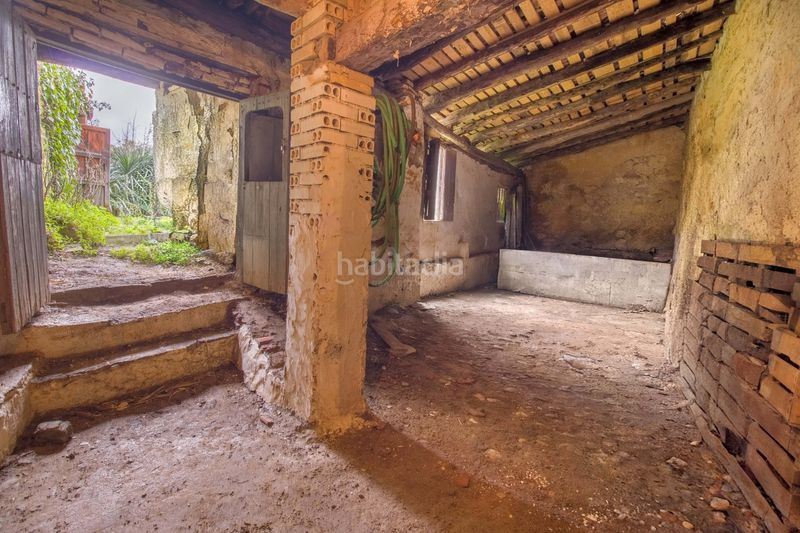 Foto 06e2c780-a209-433a-94fe-6a880192c5e2. Edifici a calle martínez chaparro 6 a Galaroza