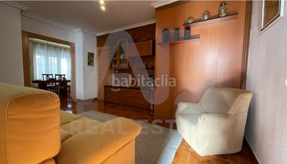 Foto 9c6a6a43-b77d-4e63-bf27-41c1e7d04579. Édifice dans Centro Elda