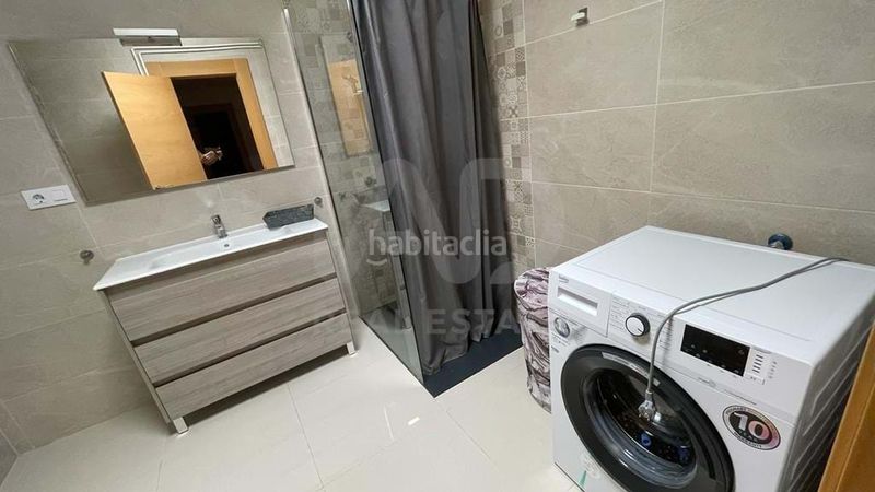 Foto b3faa8c3-211c-4219-ad3e-3e93bdd8b130. Édifice dans Centro Elda