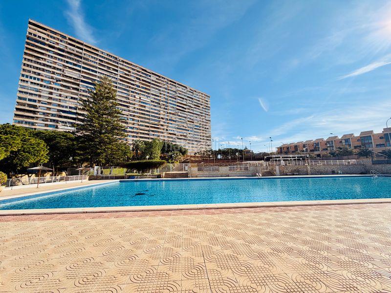 Foto af2305fa-2469-4e5f-85ac-b4559eb0394d. Pis amb aparcament piscina a Cabo de las Huertas Alicante