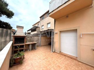 Etagenwohnung in Sant Jaume dels Domenys