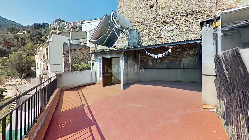 Foto bdb62822-30cd-4a58-a11d-0c4b33afb9a0. Casa amb aparcament a Eslida