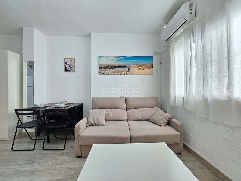 Foto e0ed65e5-f74b-4c32-835d-146d239f0219. Piso en calle beatas en Centro Histórico Málaga