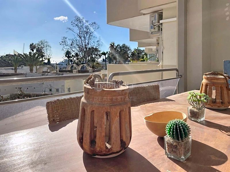 Foto 3e855a96-e6f5-4609-af3d-9cdce96f9ecc. Pis amb calefacció piscina a Marina Botafoc-Talamanca Ibiza