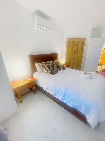 Foto f75bcc18-3430-4b95-b76e-96779514a33e. Pis amb calefacció piscina a Marina Botafoc-Talamanca Ibiza